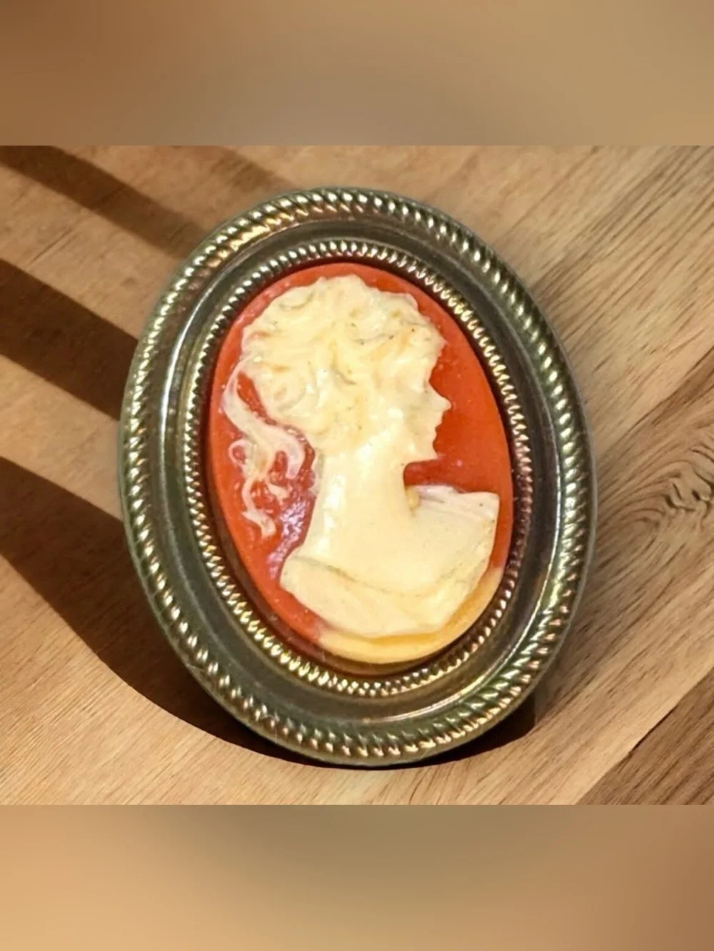Victorian-style Cameo Brooch in Resin Coral and Cream